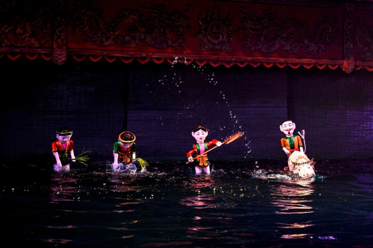 Les marionnettes sur l’eau