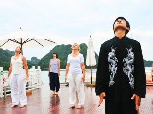 Was tun in der Bucht von Halong? Top 10 Aktivitäten, die Sie nicht verpassen sollten