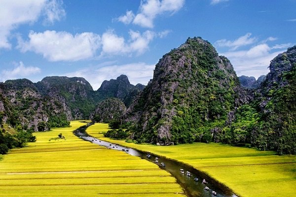 beaux-paysages-a-ninhbinh-vietnam