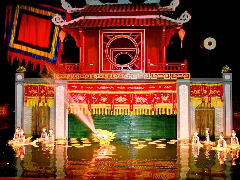 spectacle de marionnettes sur l’eau