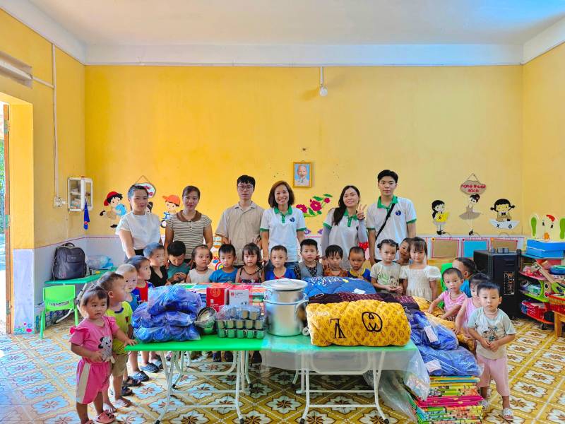 Horizon Vietnam mobilisiert sich für eine Kleidersammlung zur Unterstützung der Katastrophenopfer