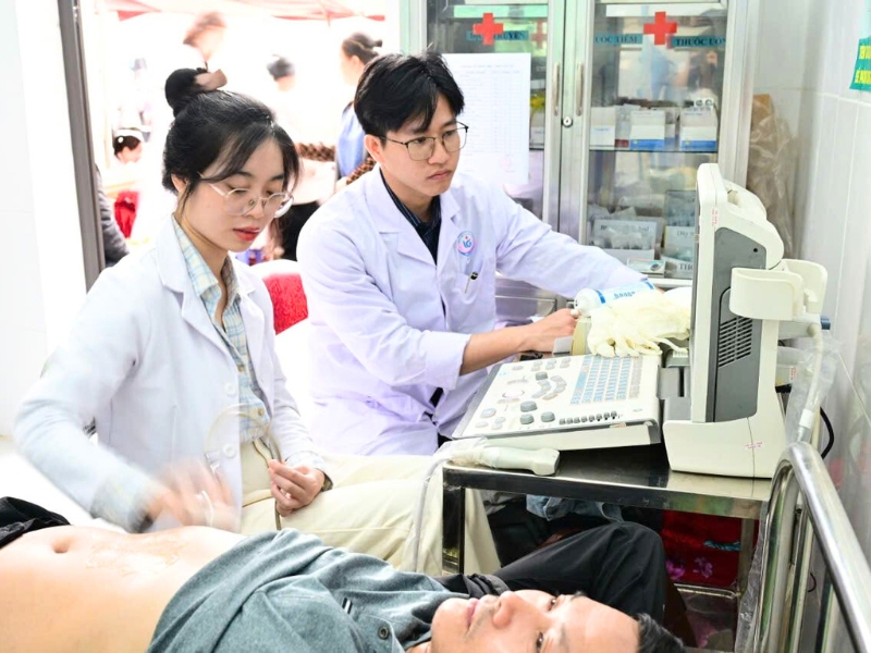 Humanitäre Reise in die Gemeinde Chiêng Son, Sơn La, 12.–13.04.2025