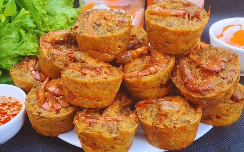 Banh cong (Beignets vietnamiens aux crevettes et haricots mungo)