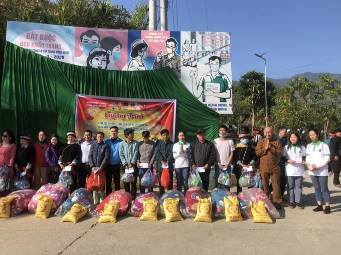 Humanitäre Jahresendreise im Distrikt Vi Xuyen, Provinz Ha Giang