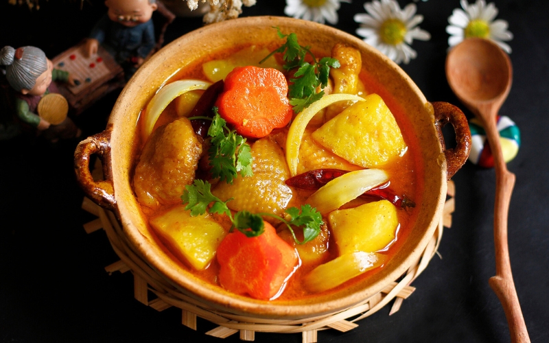 Un peu de lait de coco concentré suffit à rendre le ca ri ga velouté, délicatement sucré et plein d’arômes tropicaux.